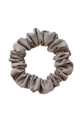 MURU Úzká Saténová Scrunchie gumička - Kávová Matná